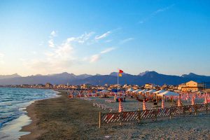 Strand von Viareggio