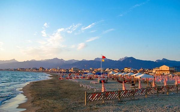 Strand von Viareggio