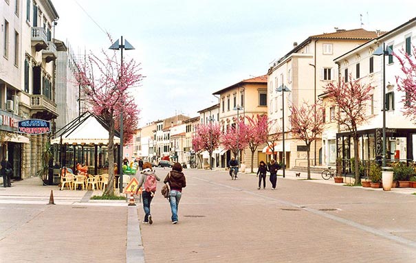 Die Promenade in Cecina