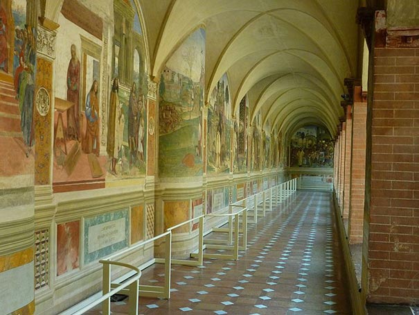 Der Kreuzgang im Monte Oliveto Maggiore