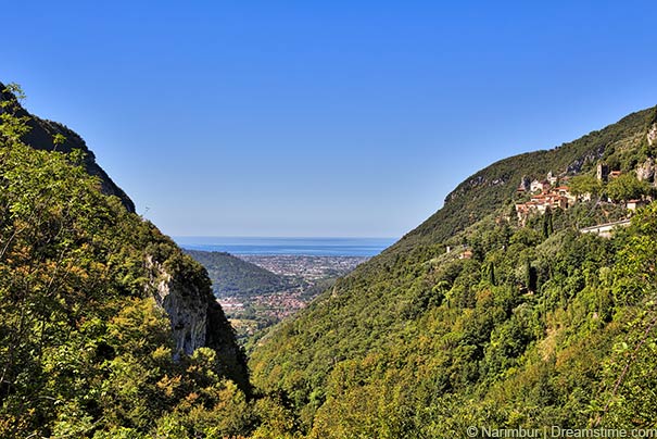 Italienische Landschaft nahe Viareggio