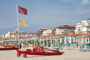 Strände von Viareggio zählen zu den Sehenswürdigkeiten der Stadt