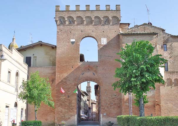 das Stadttor Porta Senese in Buonconvento