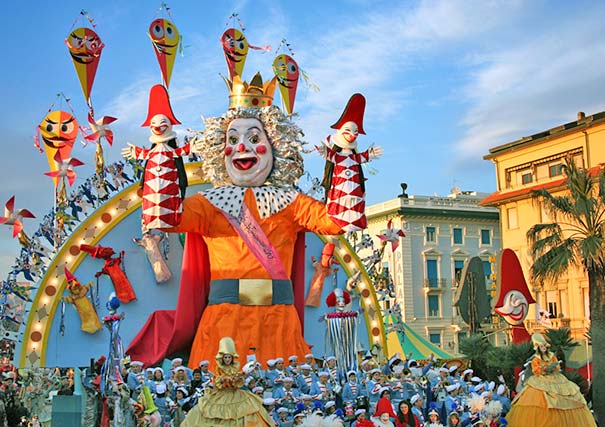  Karneval in Viareggio