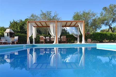 Ferienhaus mit Pool in Cecina finden