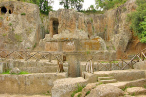Geheimtipps der Toskana - Nekropolen im Archäologischen Park von Sovana